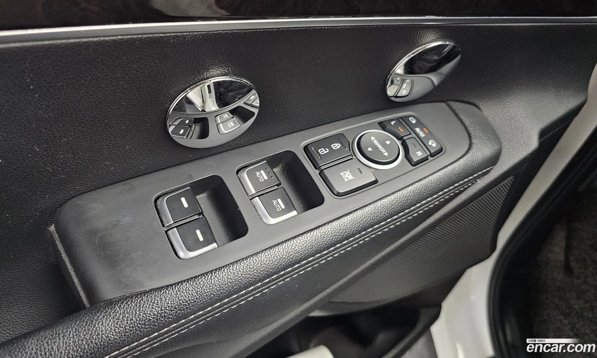 Kia Sorento 2017 KNAPH81ABHA315080 — 26
