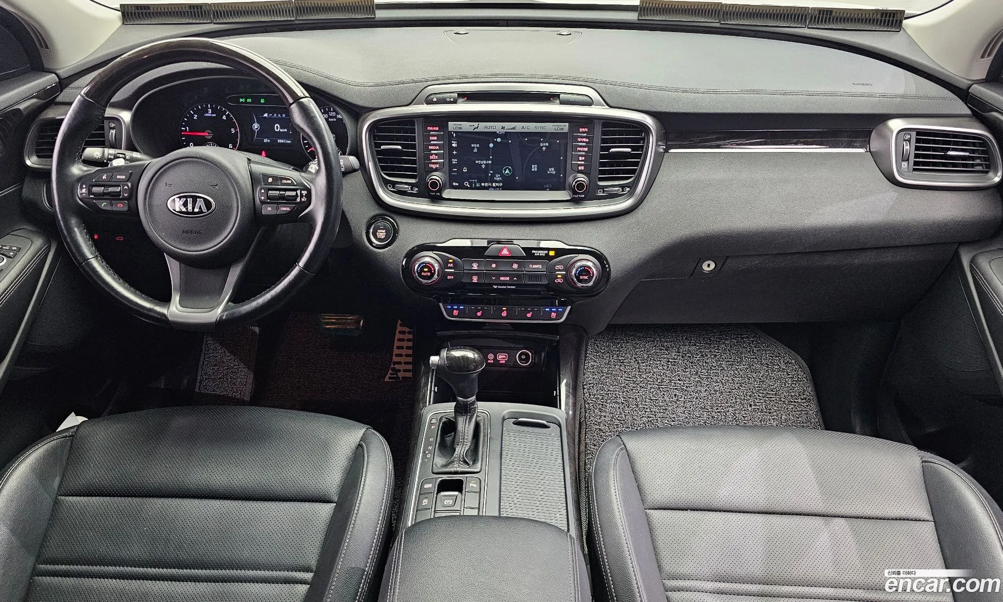Kia Sorento 2017 KNAPH81ABHA315080 — 32