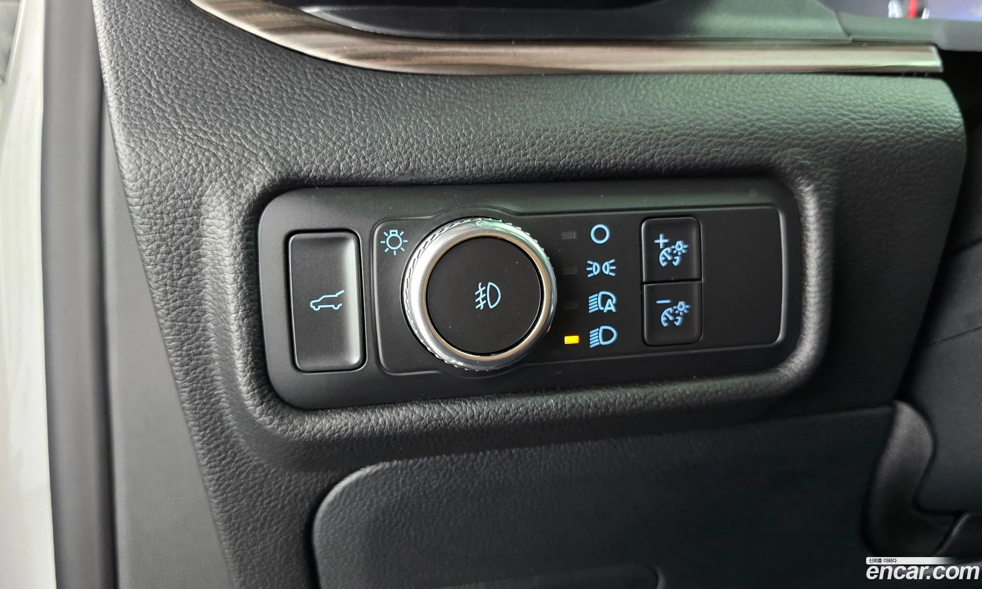 Ford Explorer 6th Gen 2021 1FMSK8FH9MGB74995 — 27