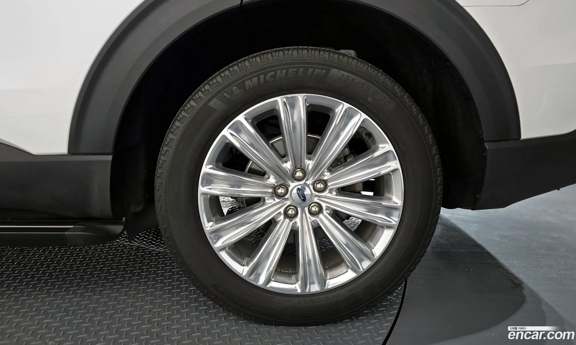 Ford Explorer 6th Gen 2021 1FMSK8FH9MGB74995 — 25