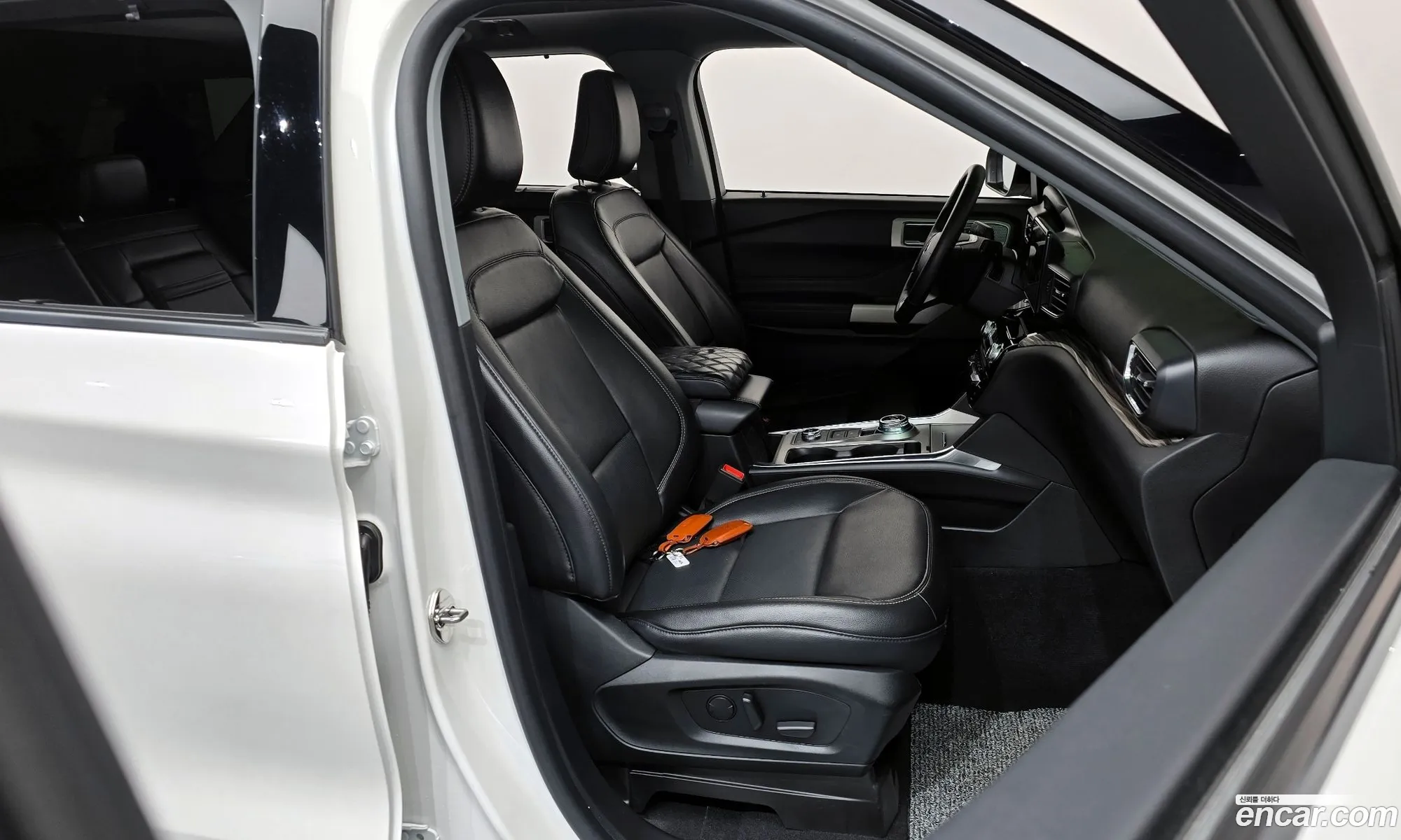 Ford Explorer 6th Gen 2021 1FMSK8FH9MGB74995 — 10