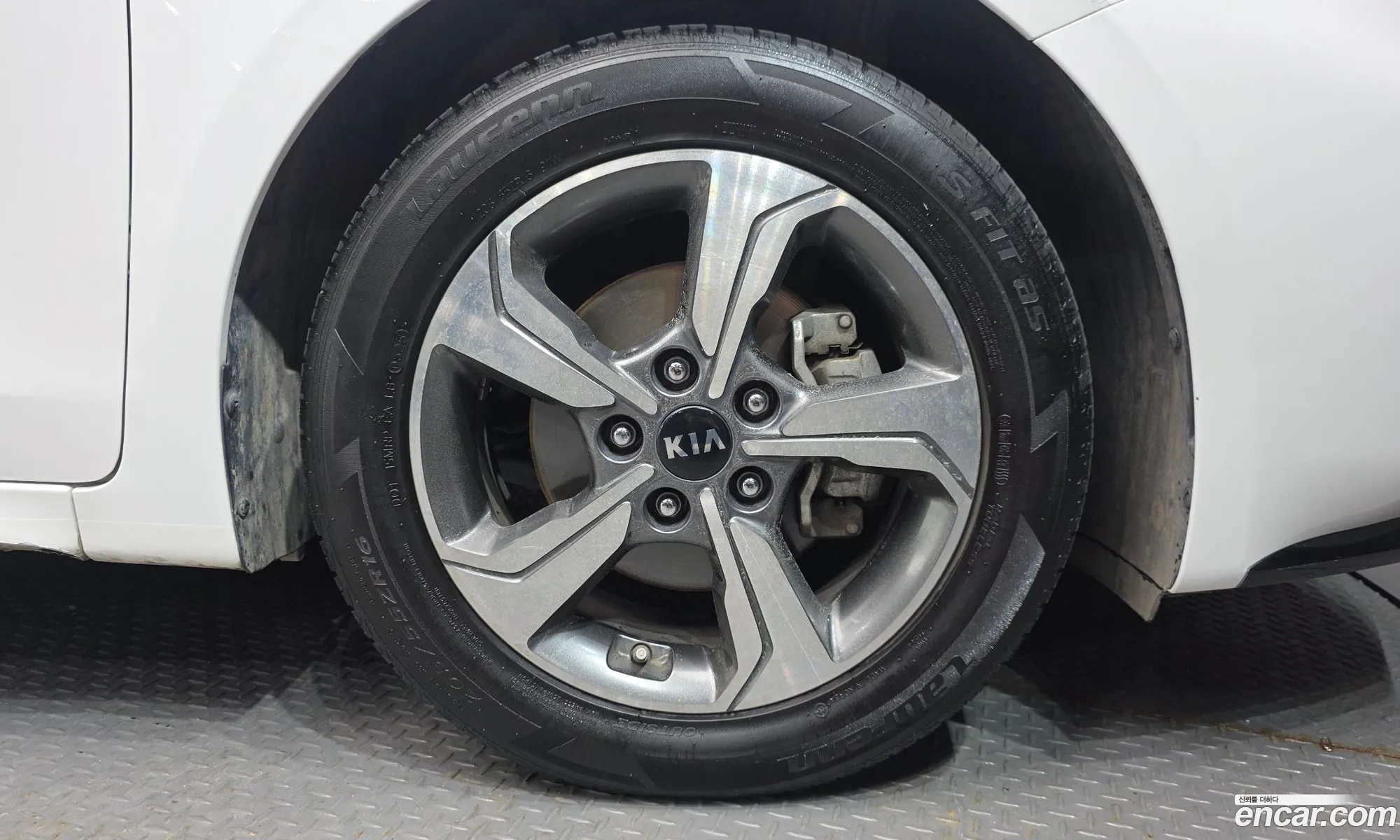 Kia K3 2018 KNAF341BEKA009897 — 13