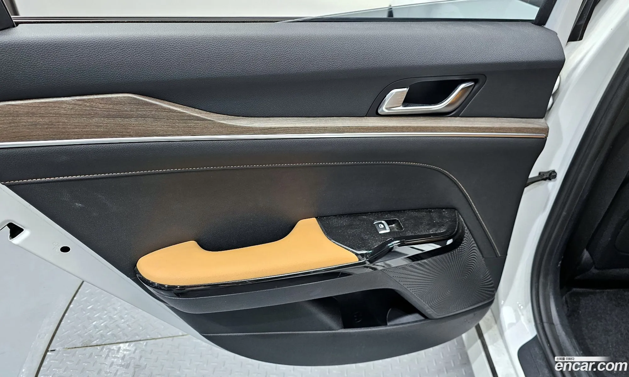 Kia K5 Hybrid 2021 — 4