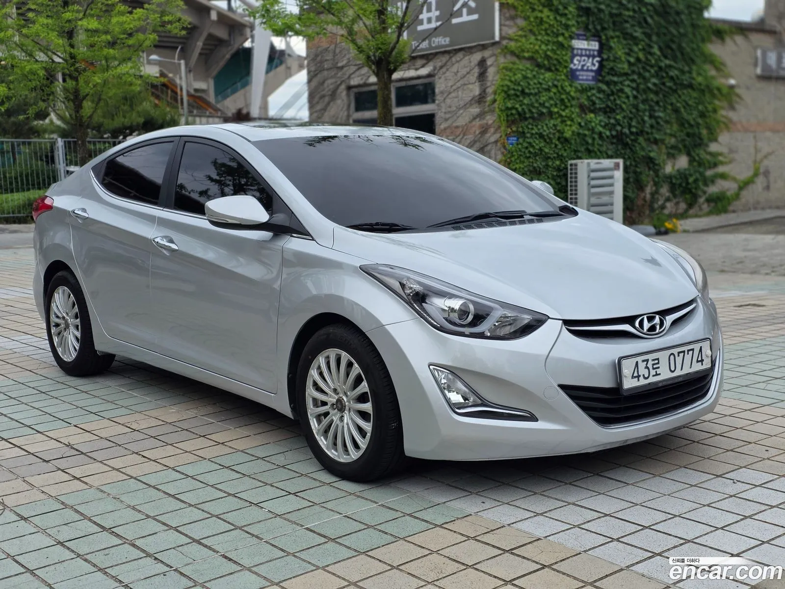 Hyundai Elantra 2013 — 13