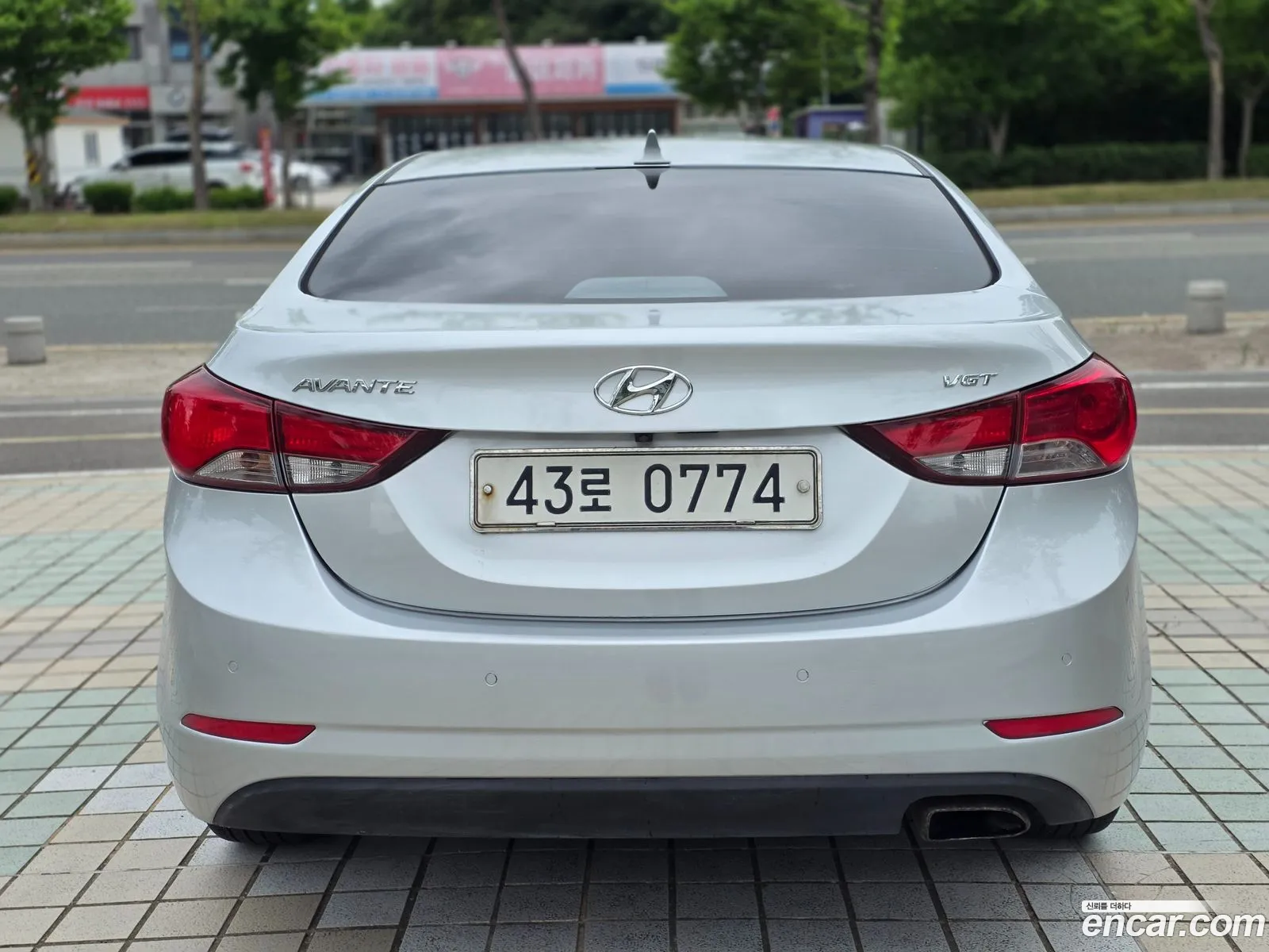 Hyundai Elantra 2013 — 11