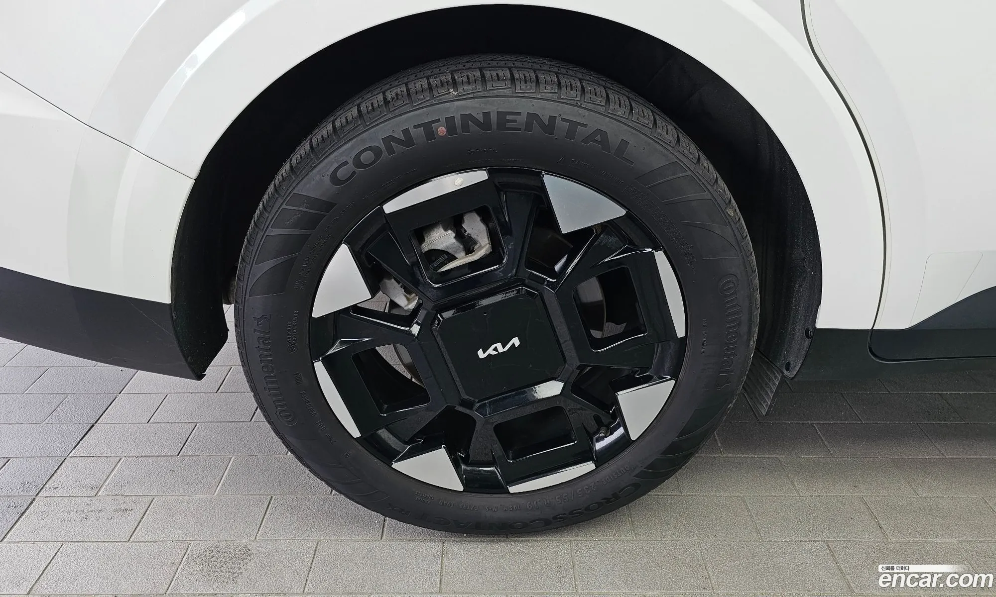 Kia Carnival 2024 KNANE81BBSS488201 — 31