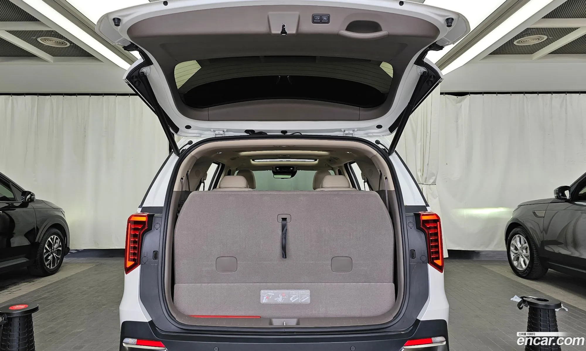 Kia Carnival 2024 KNANE81BBSS488201 — 15