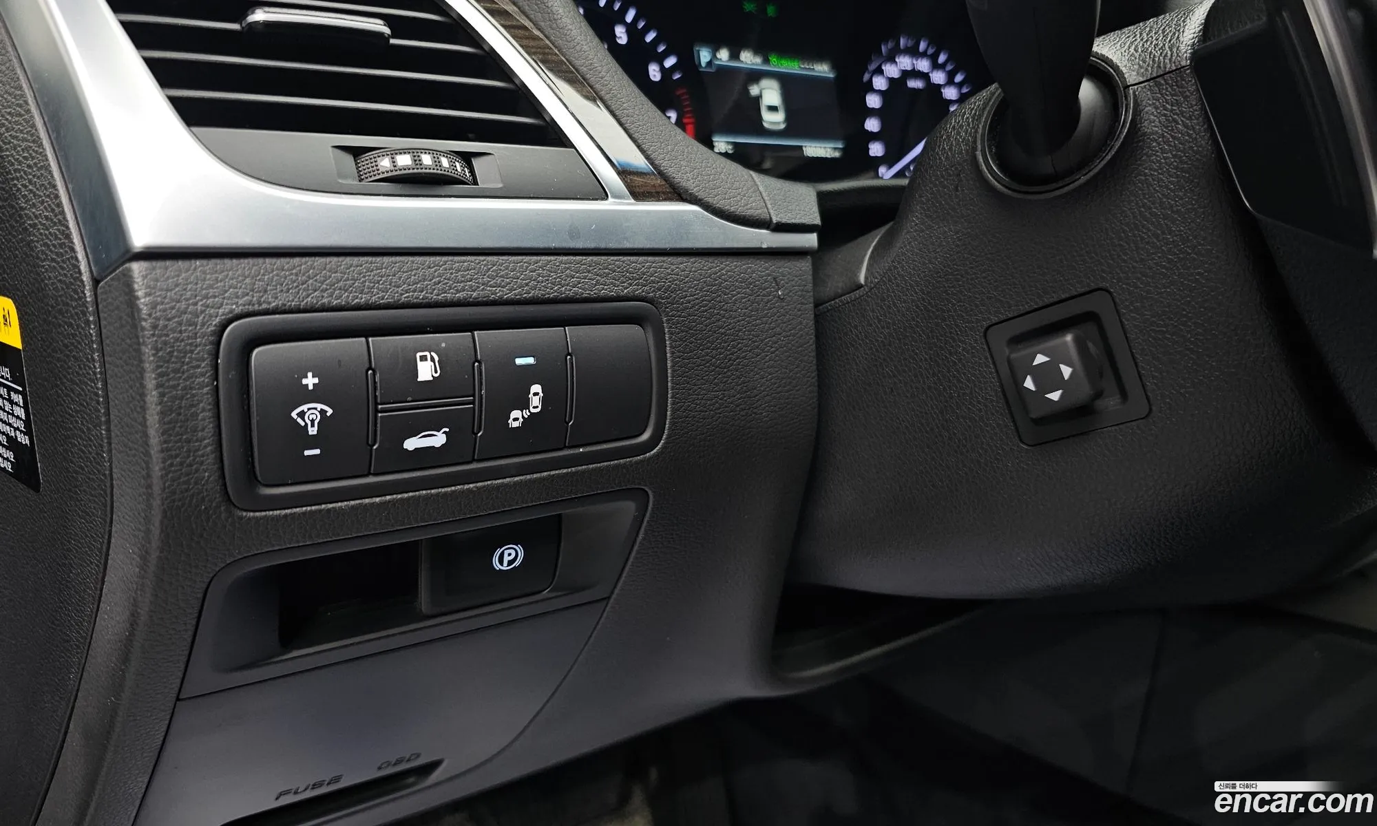 Genesis G80 2018 KMHGL41DDJU278647 — 2