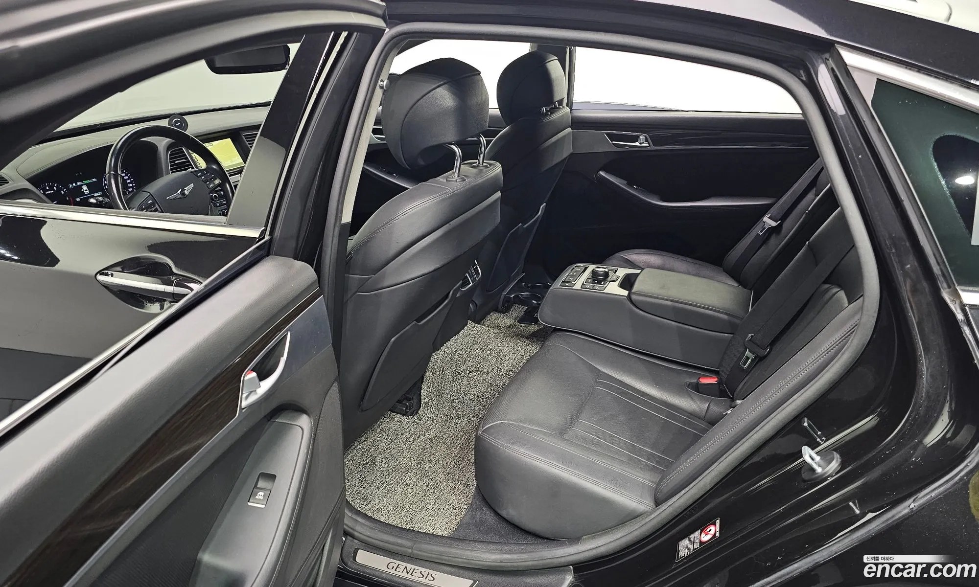 Genesis G80 2018 KMHGL41DDJU278647 — 18