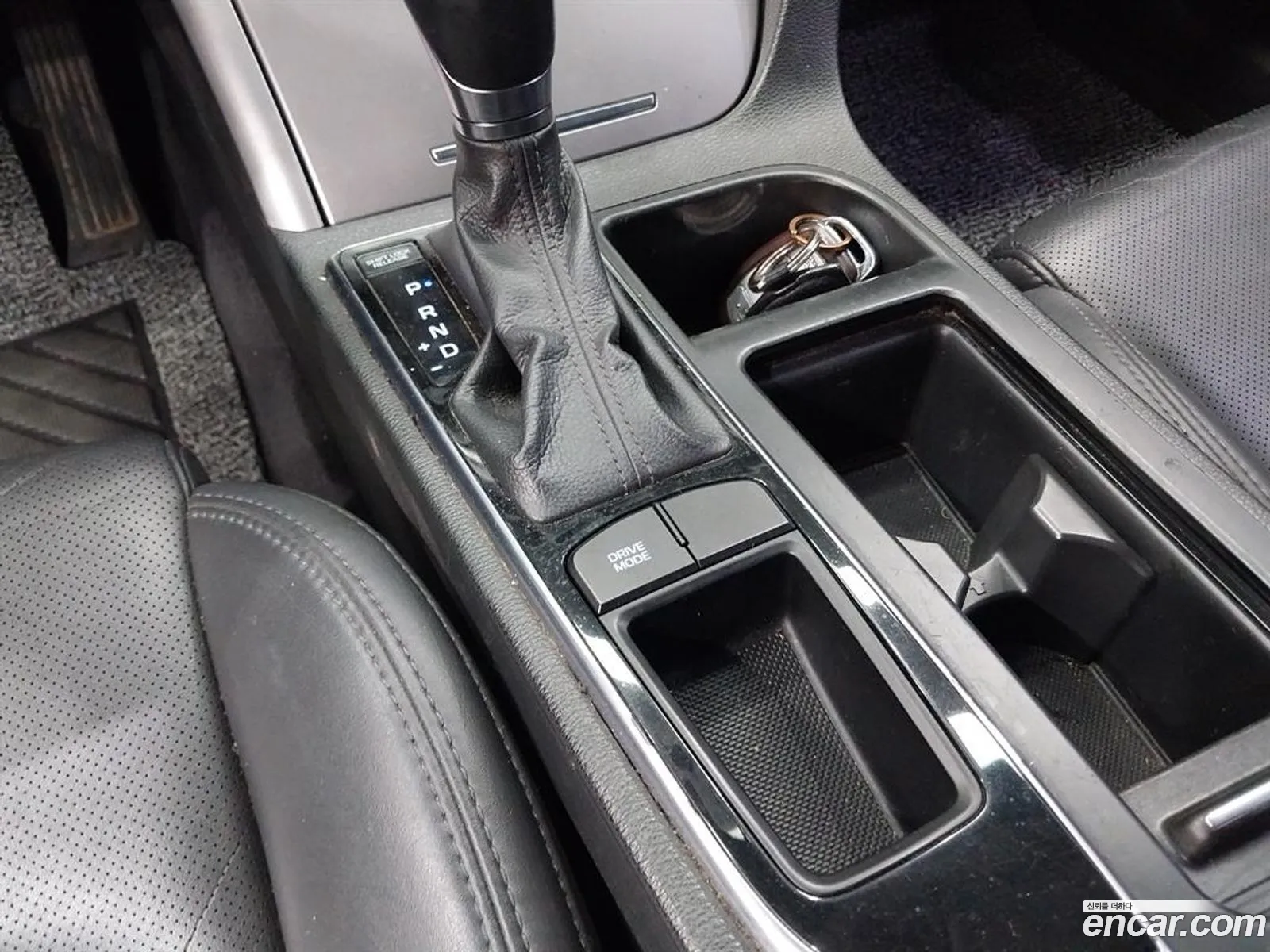 Hyundai LF Sonata 2015 — 16