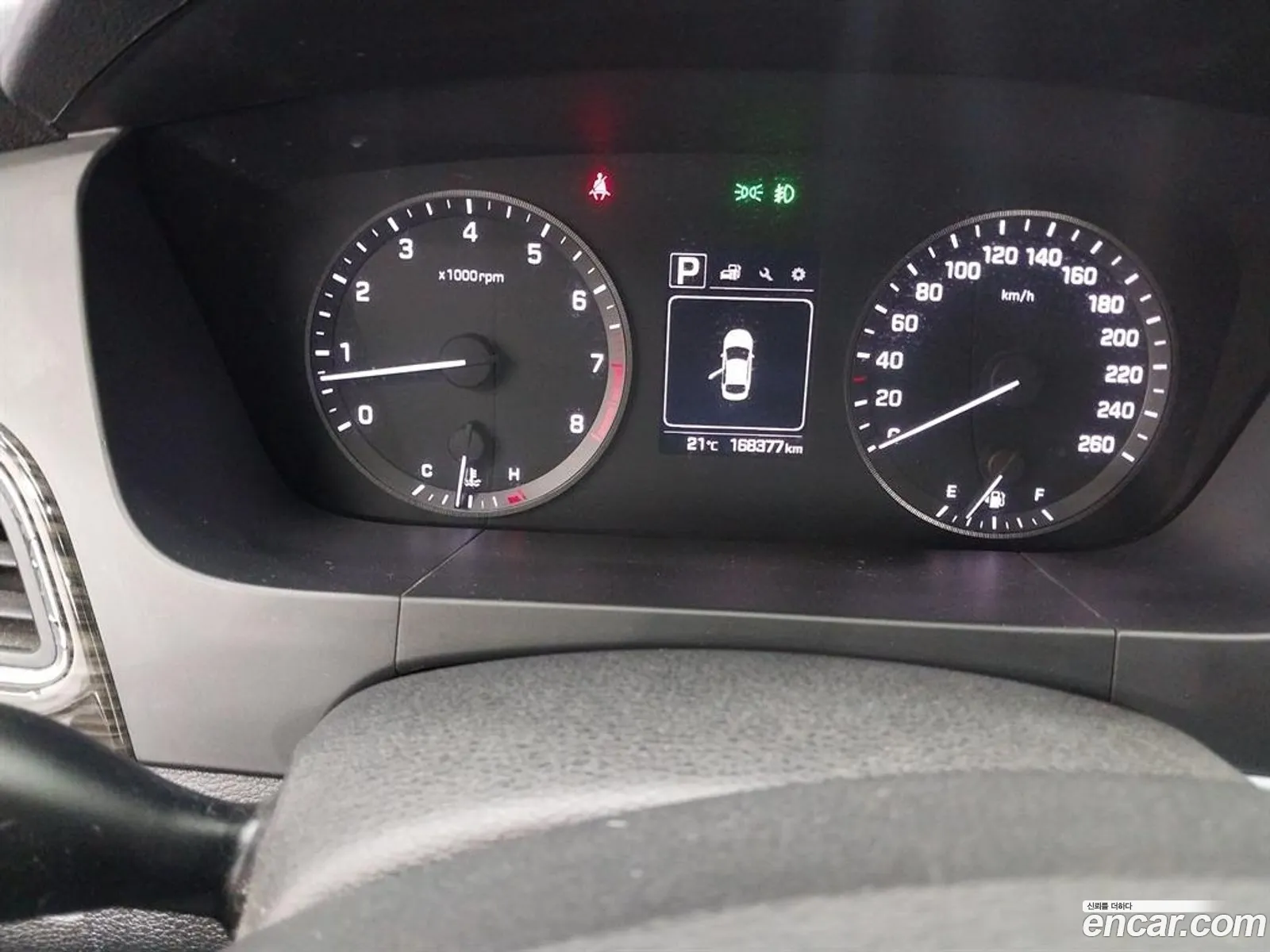 Hyundai LF Sonata 2015 — 9