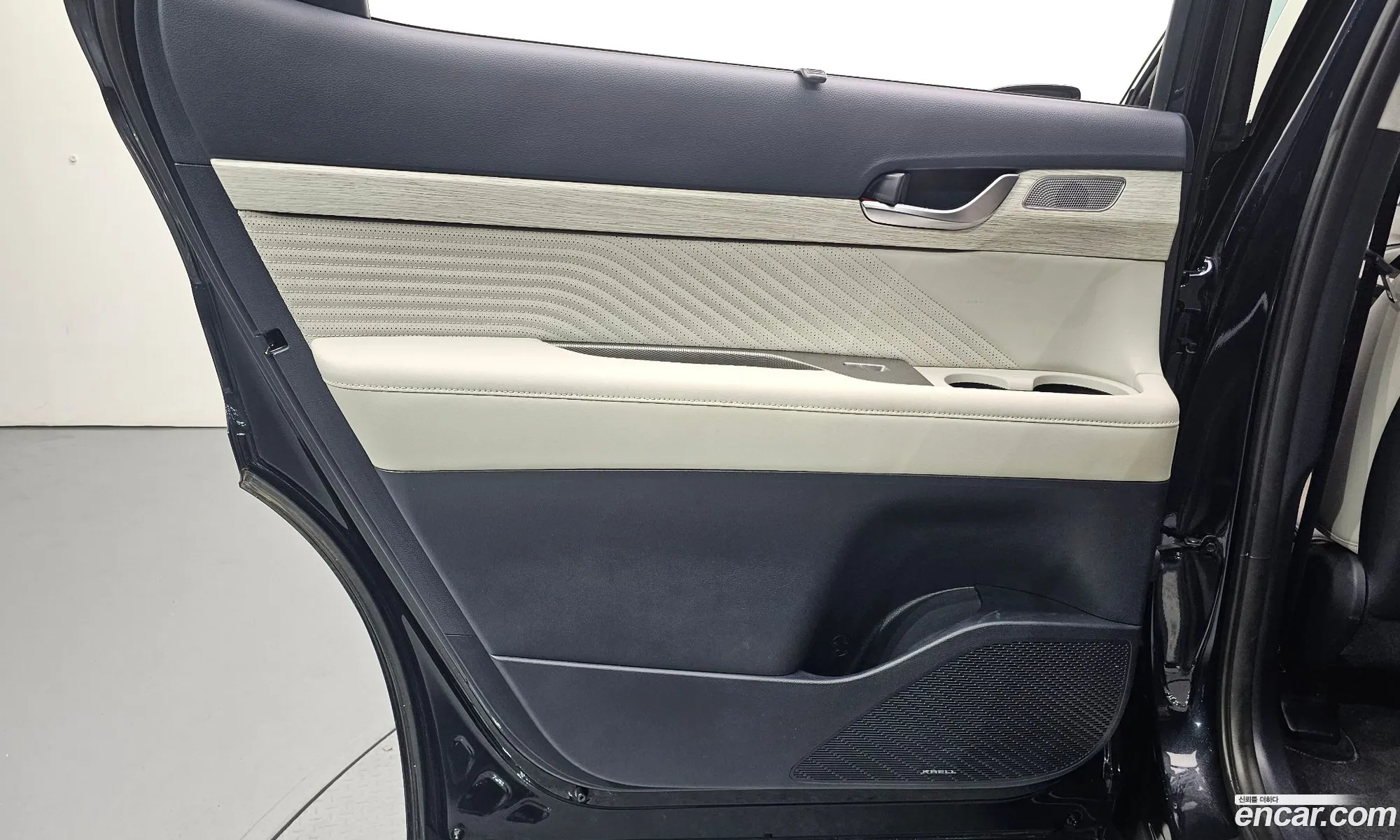 Hyundai Palisade 2023 KMHR581EDPU633941 — 4