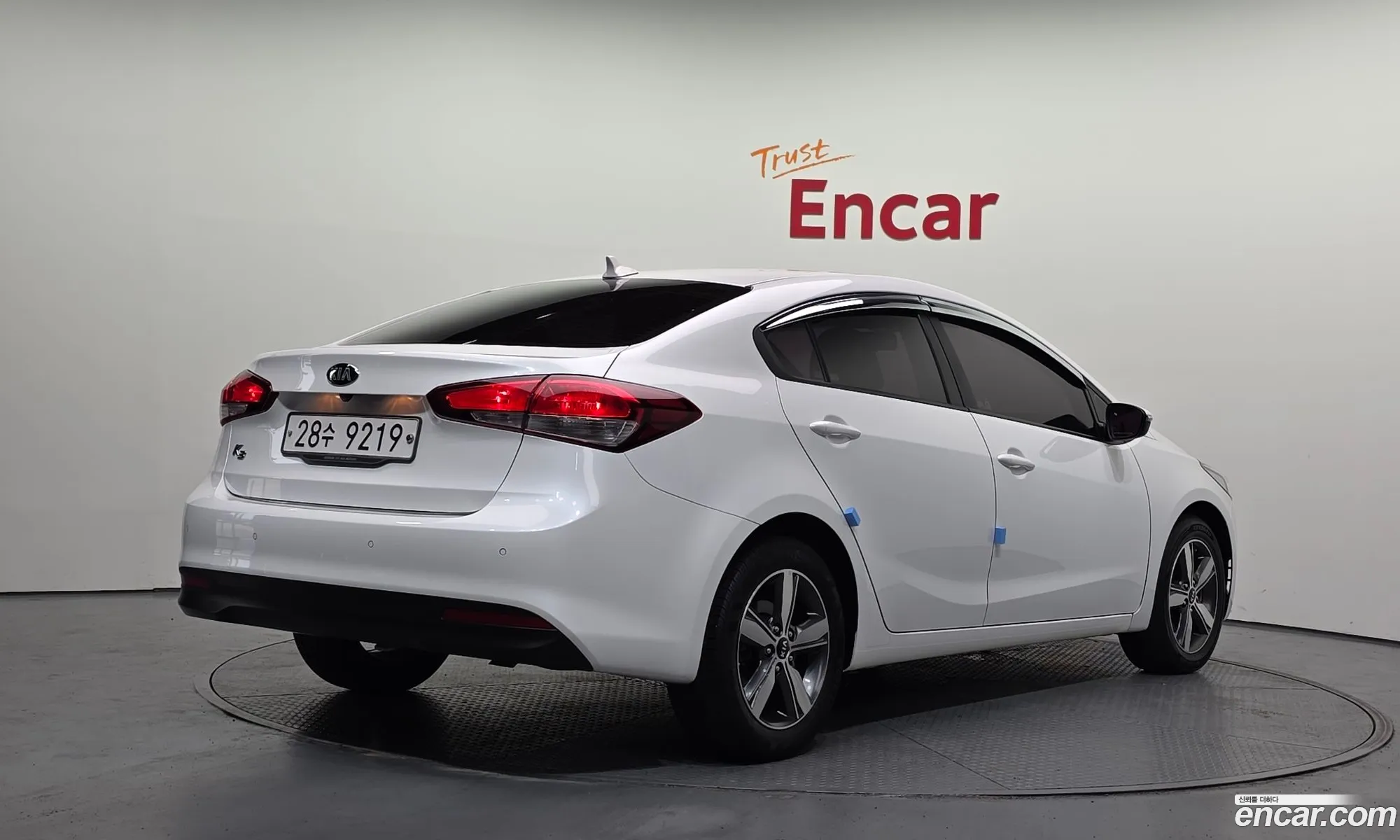 Kia K3 2017 KNAFK412BJA979706 — 15
