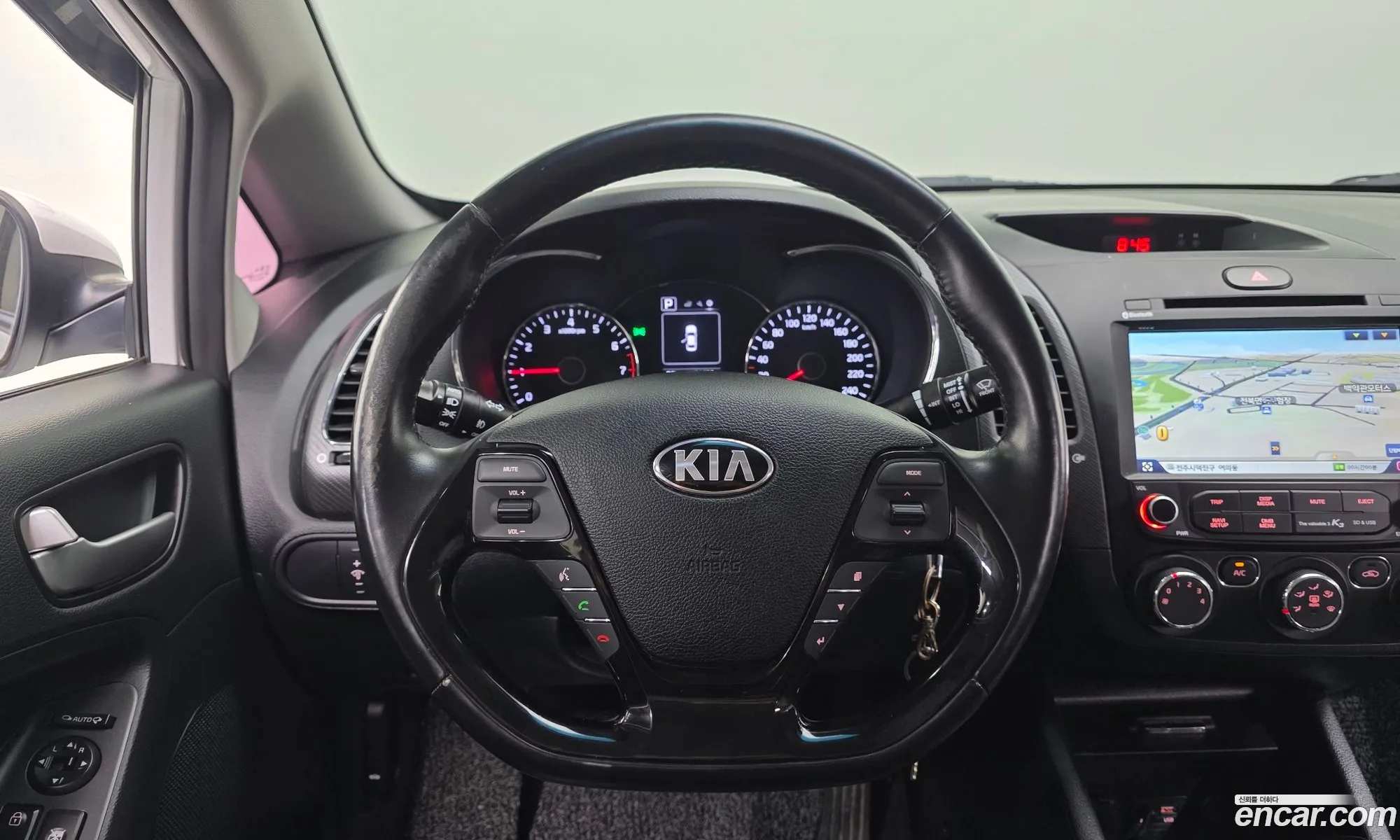 Kia K3 2017 KNAFK412BJA979706 — 3
