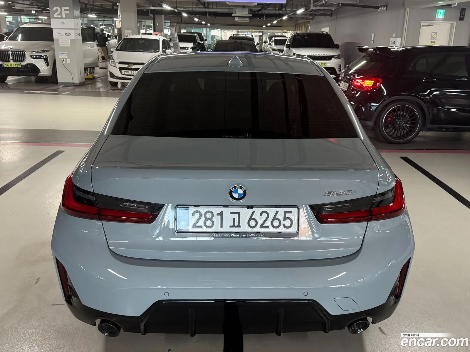 BMW 3 Series 2025 — 16