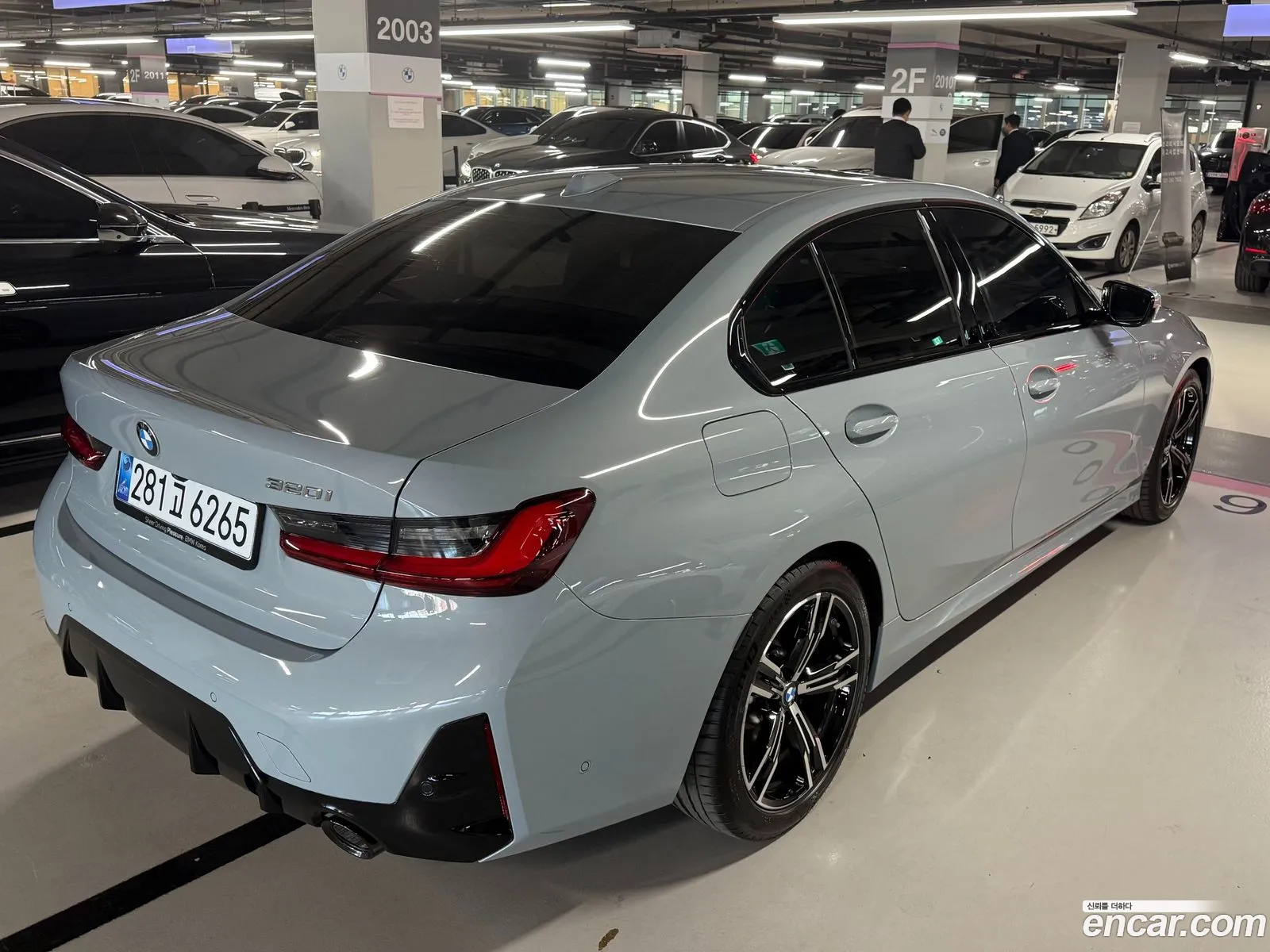 BMW 3 Series 2025 — 4