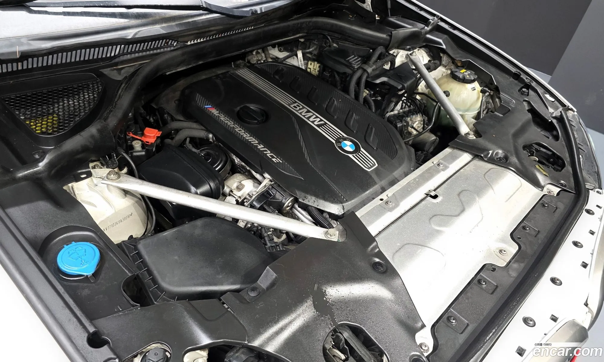BMW X4 2019 WBAVJ7103K9A38010 — 11