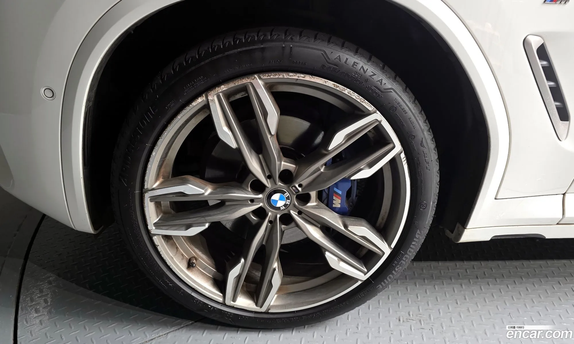 BMW X4 2019 WBAVJ7103K9A38010 — 20