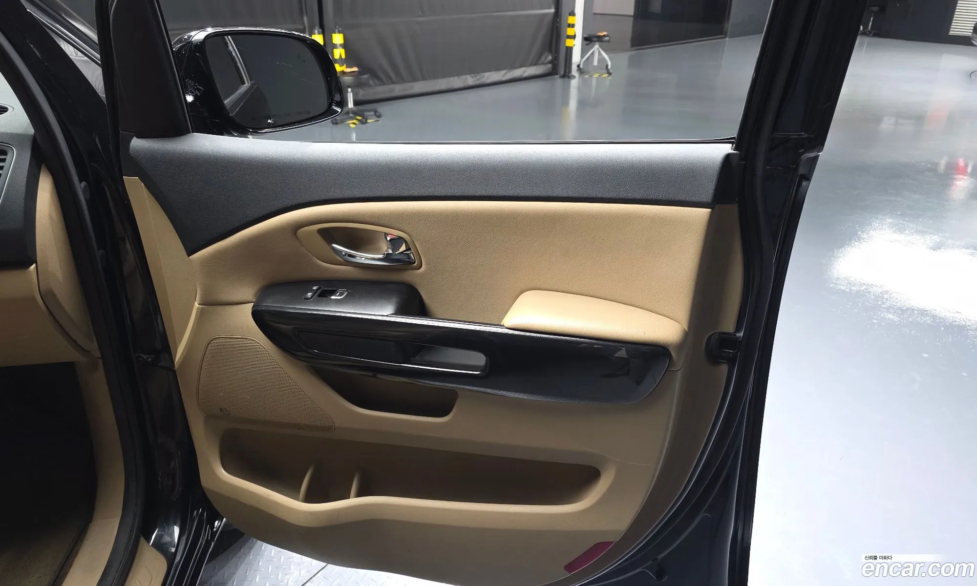 Kia Carnival 2017 — 15