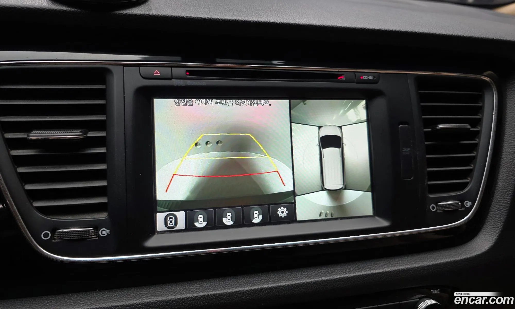 Kia Carnival 2017 — 19