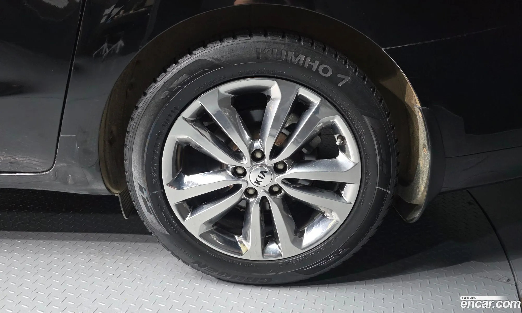 Kia Carnival 2017 — 16