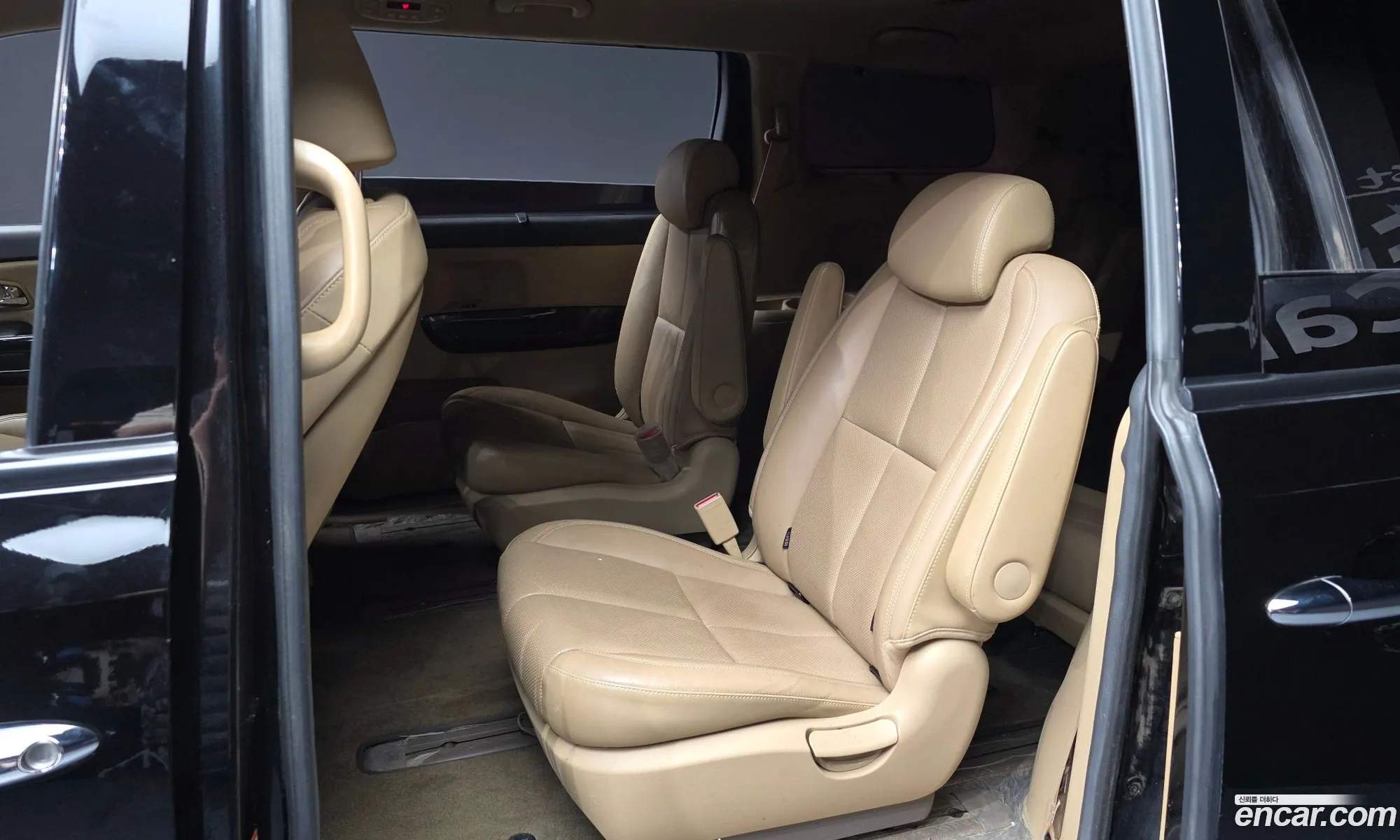 Kia Carnival 2017 — 27