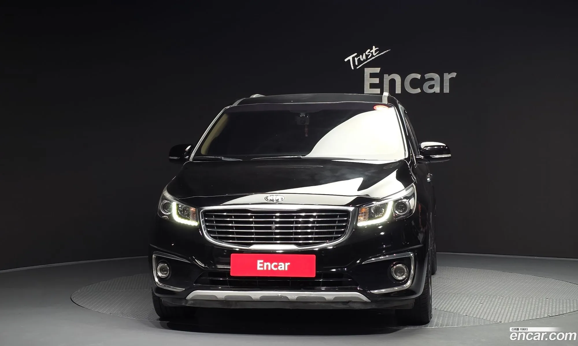 Kia Carnival 2017 — 17