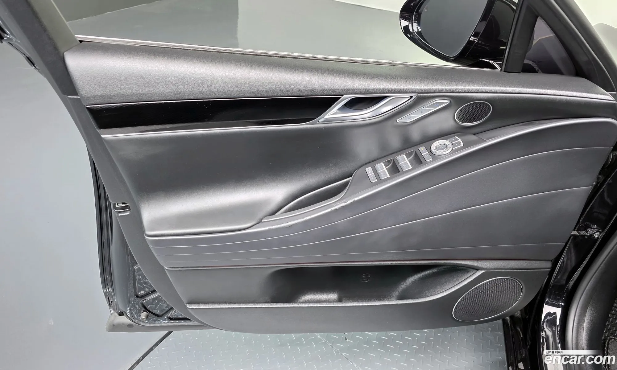 Genesis G80 2024 — 31