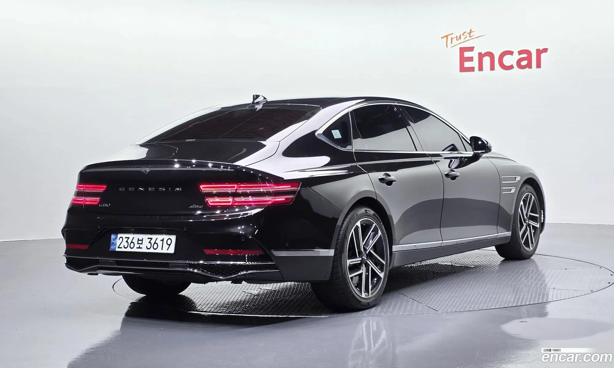 Genesis G80 2024 — 2