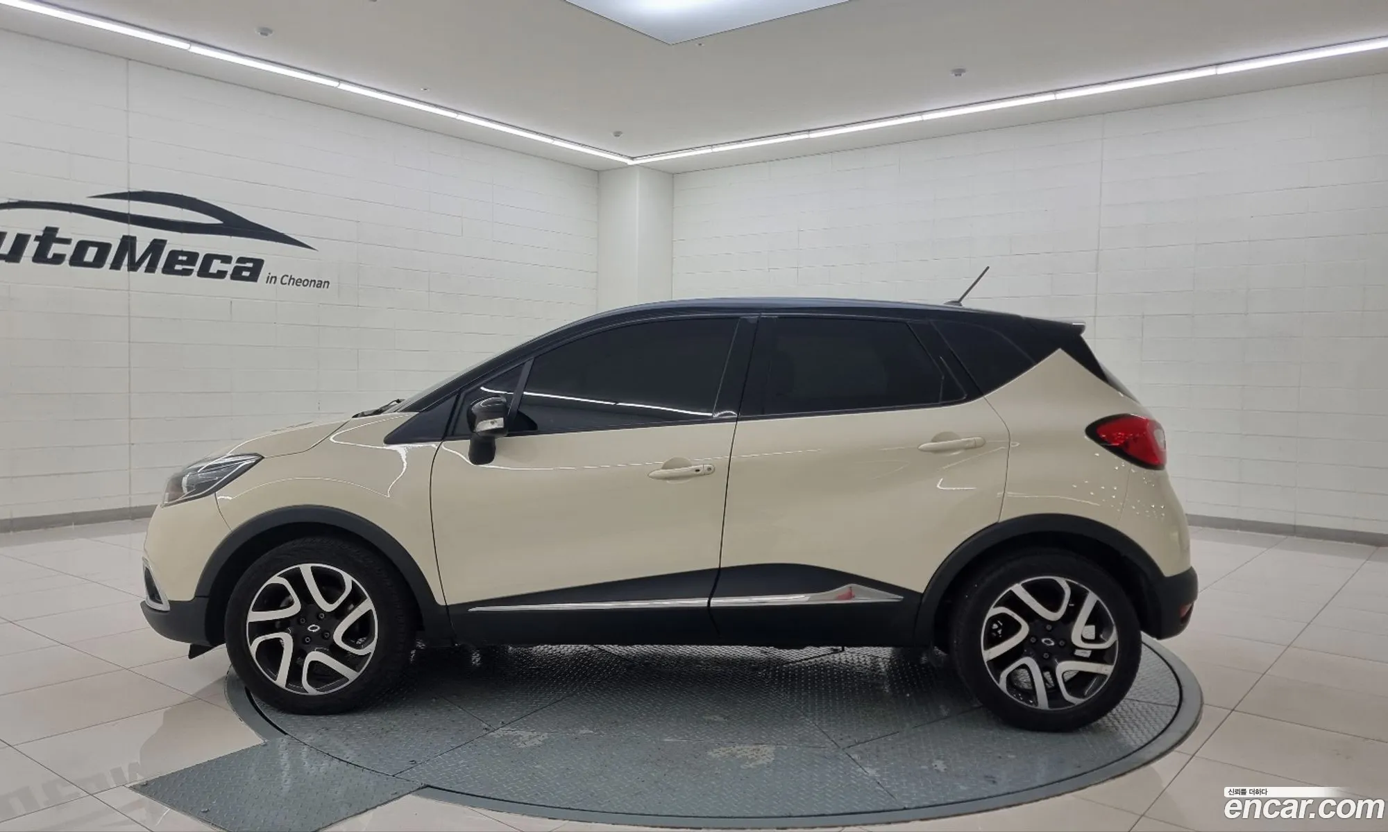 Renault Korea (Samsung) QM3 2015 — 10