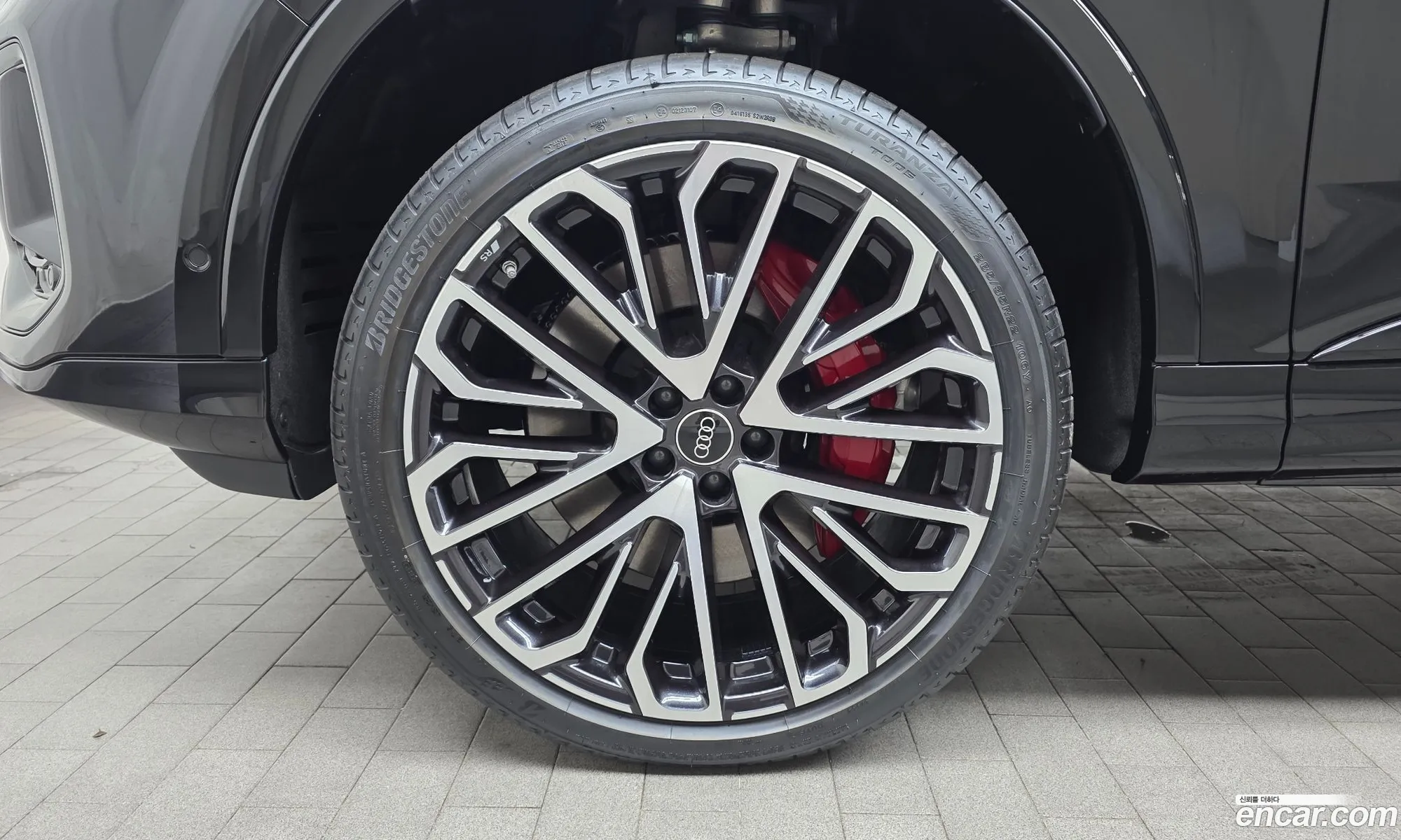 Audi SQ7 2026 — 28