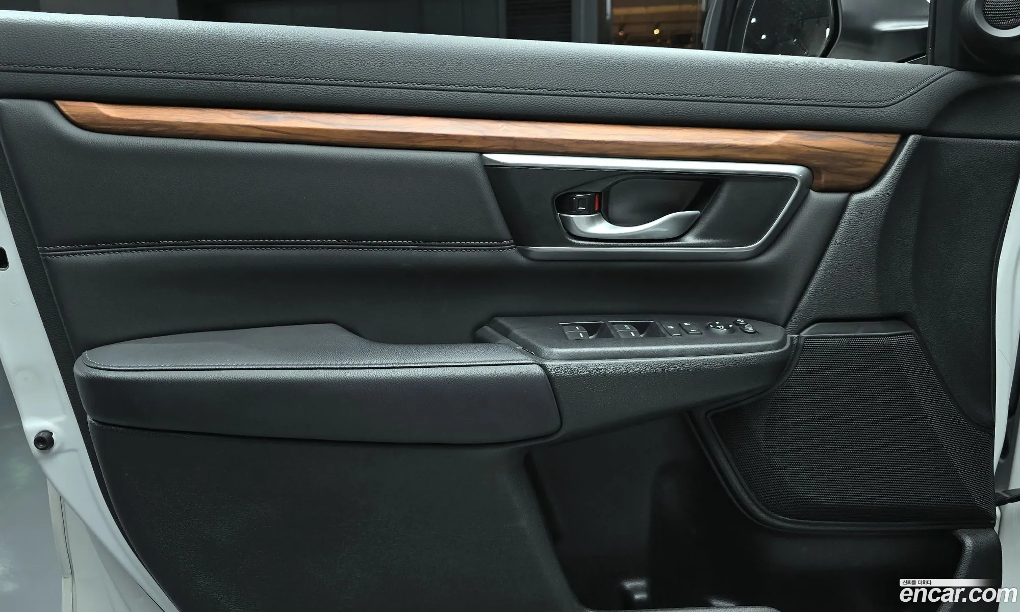 Honda CR-V 2019 5J6RW1870KL520176 — 11
