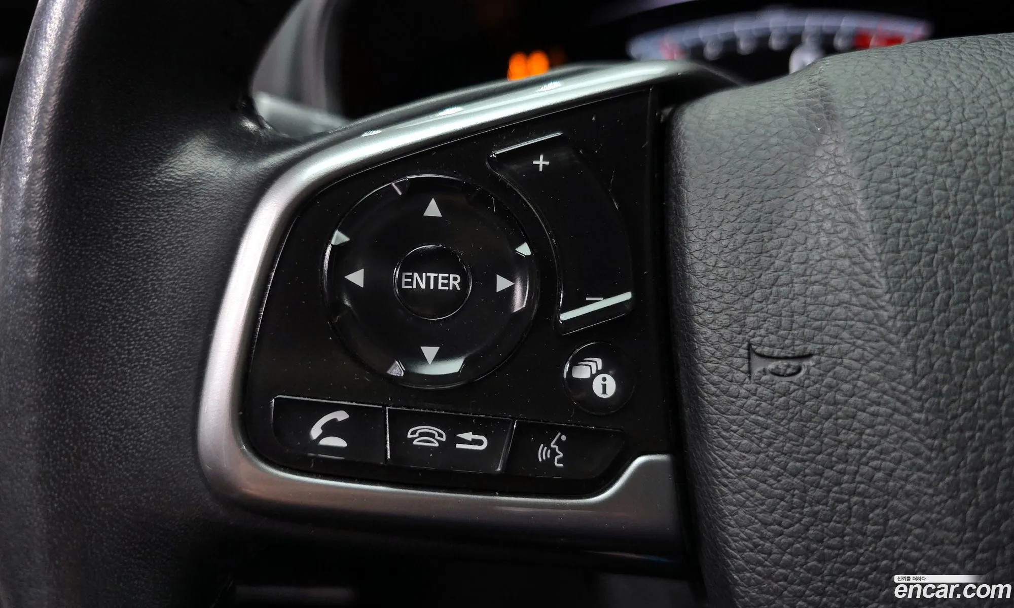 Honda CR-V 2019 5J6RW1870KL520176 — 5