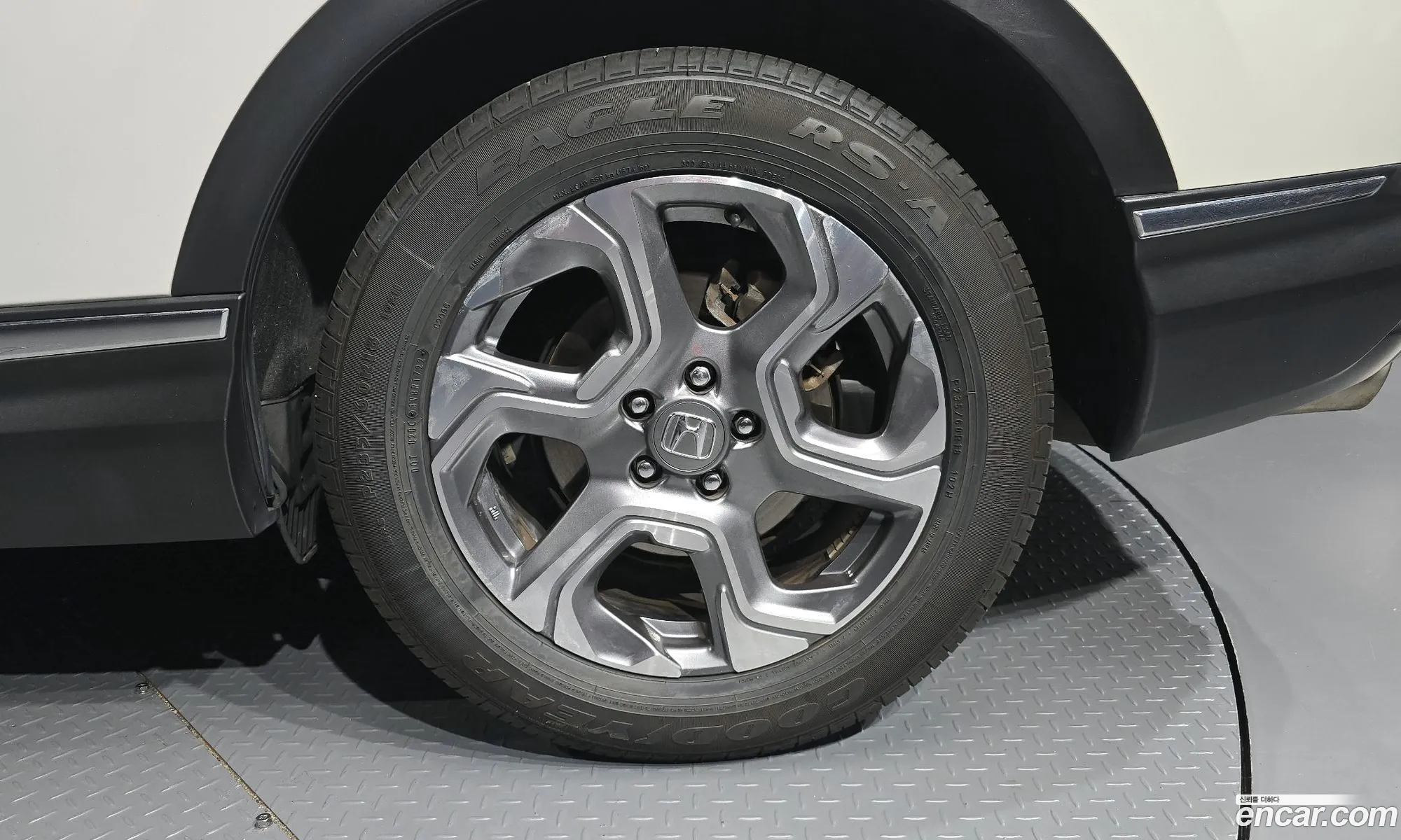 Honda CR-V 2019 5J6RW1870KL520176 — 8