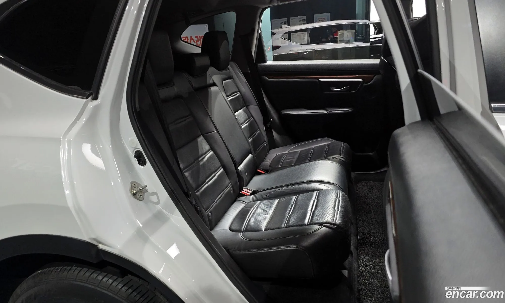 Honda CR-V 2019 5J6RW1870KL520176 — 4