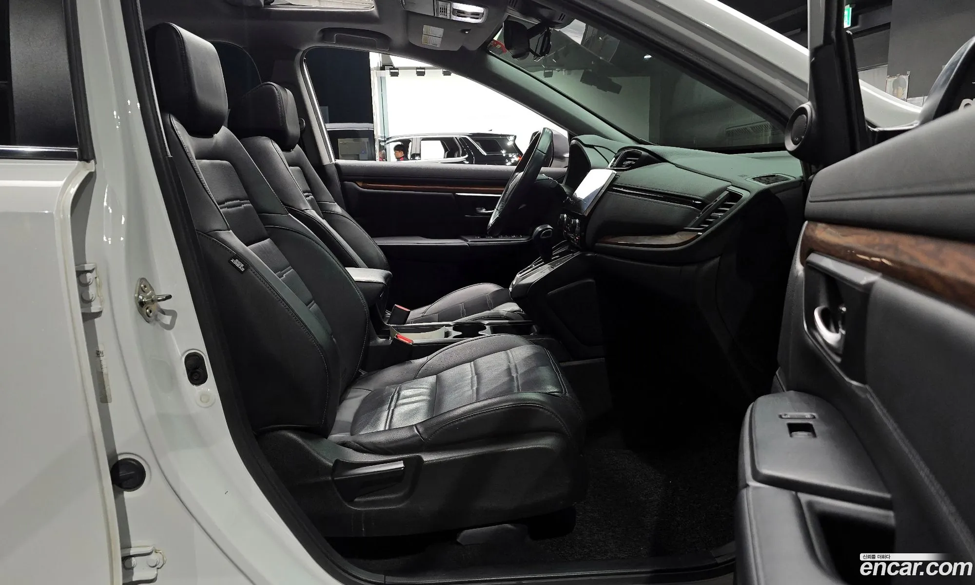 Honda CR-V 2019 5J6RW1870KL520176 — 14