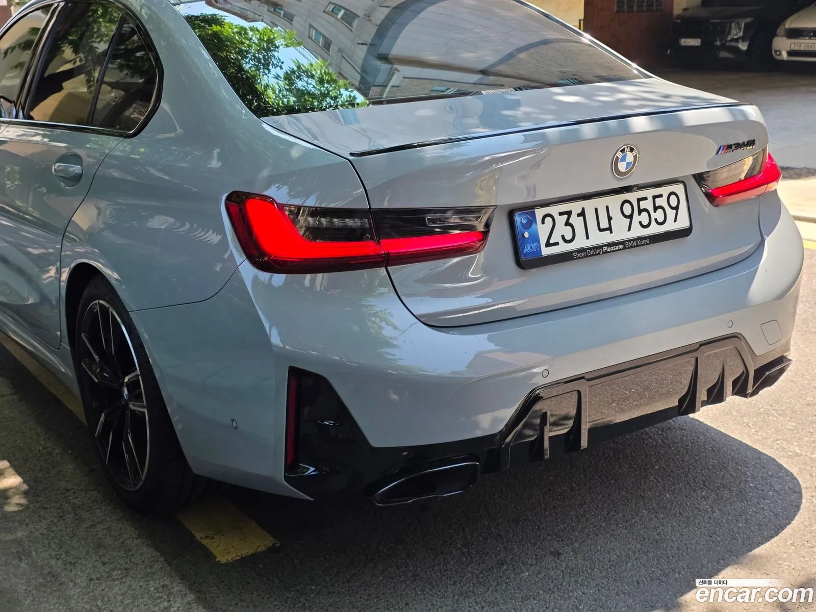 BMW 3 Series 2024 — 12