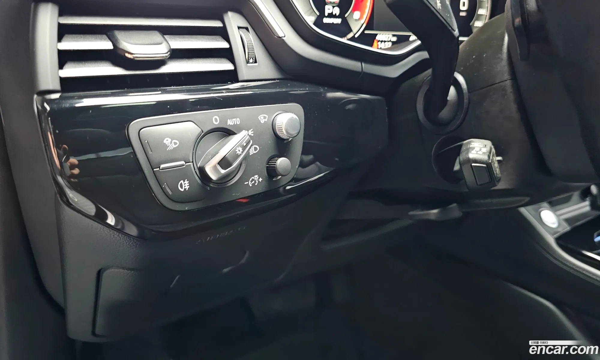 Audi A4 2021 WAUZZZF45MA029020 — 19