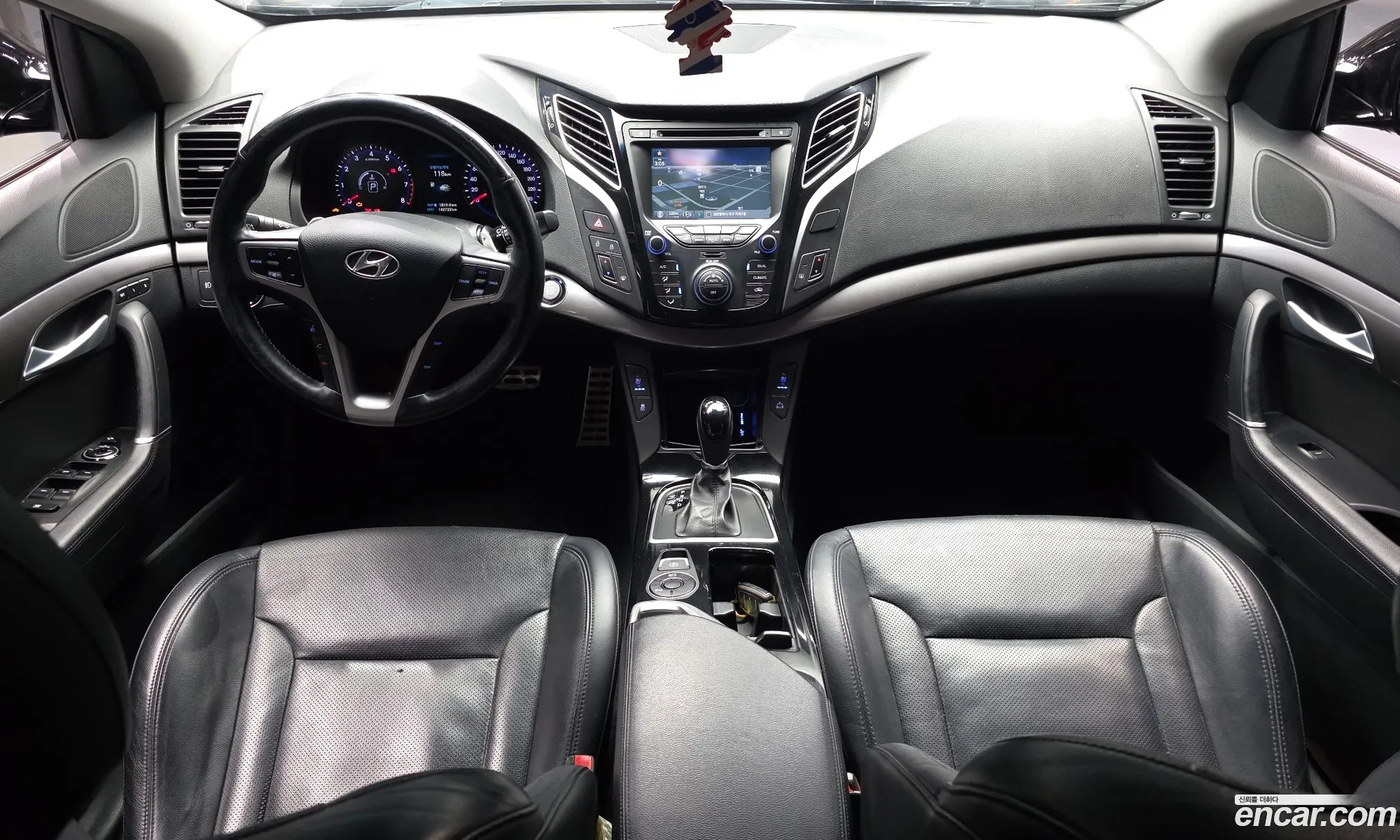 Hyundai i40 2013 — 12