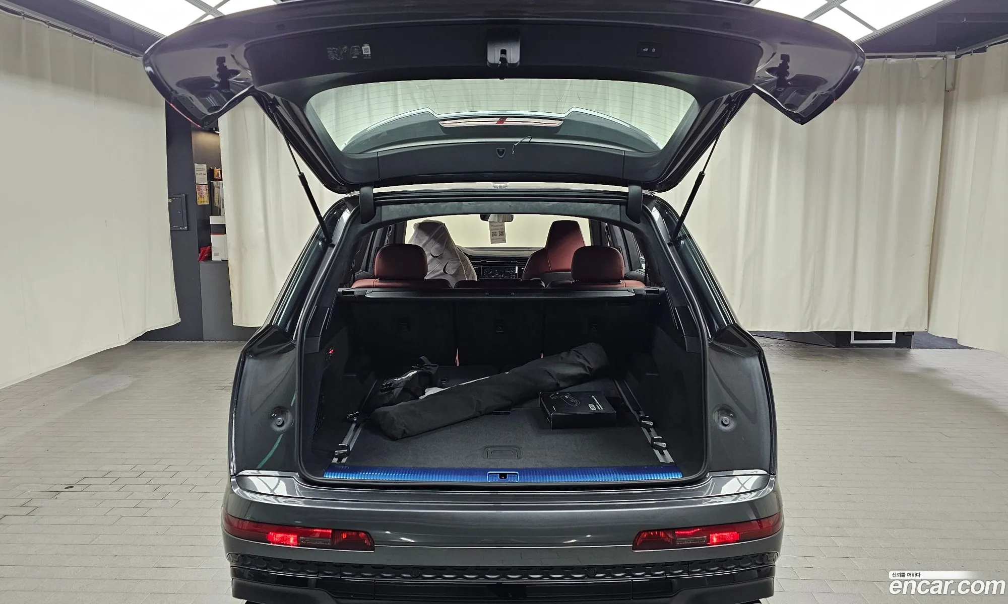 Audi SQ7 2026 — 11