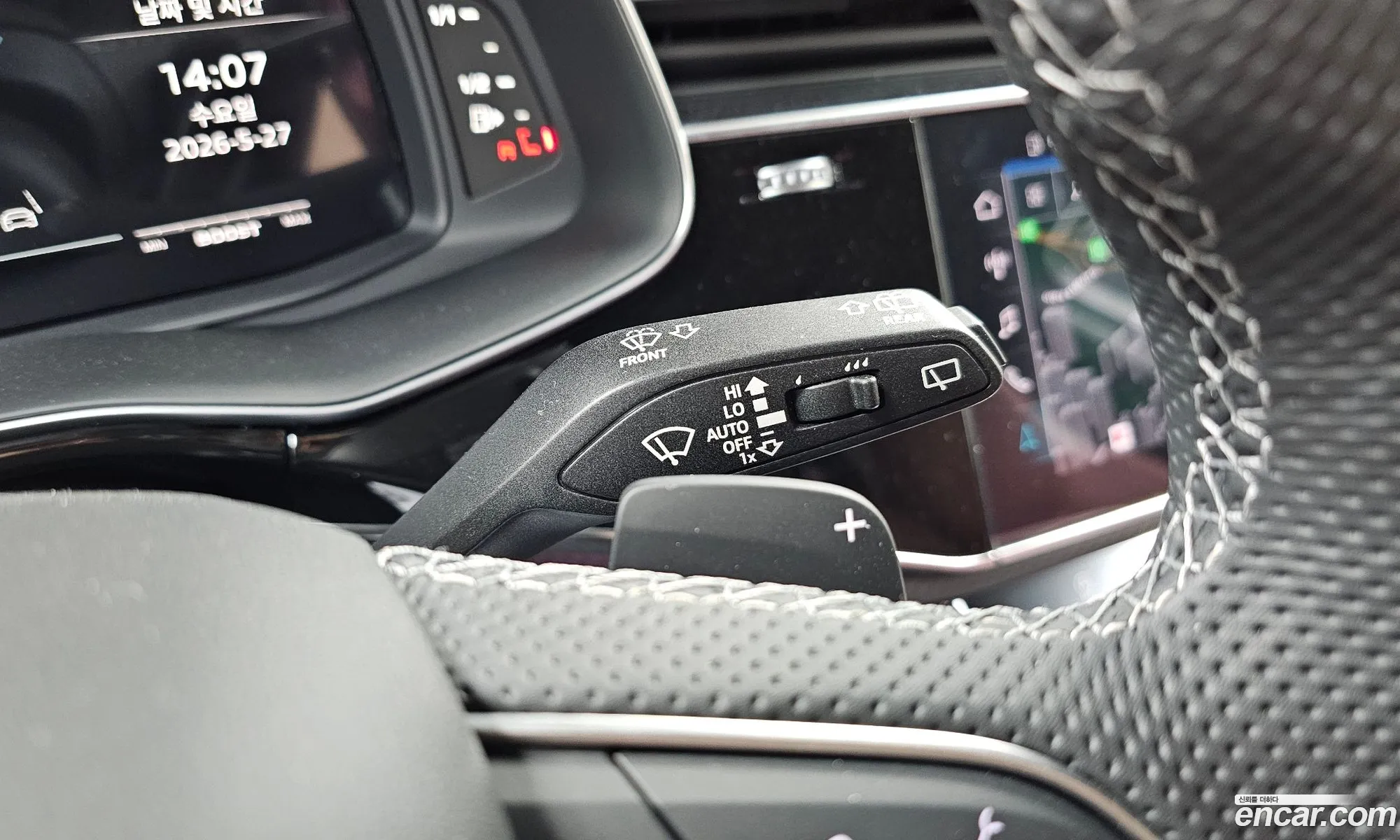 Audi SQ7 2026 — 17