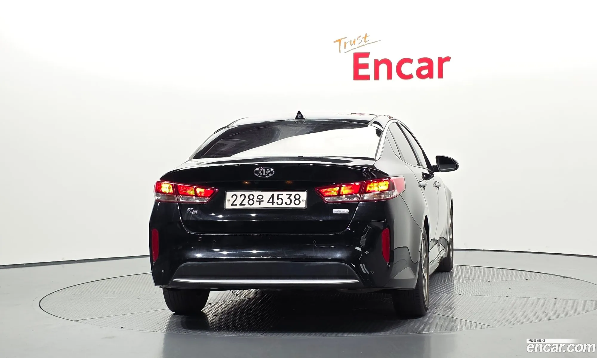 Kia K5 Hybrid 2019 — 19