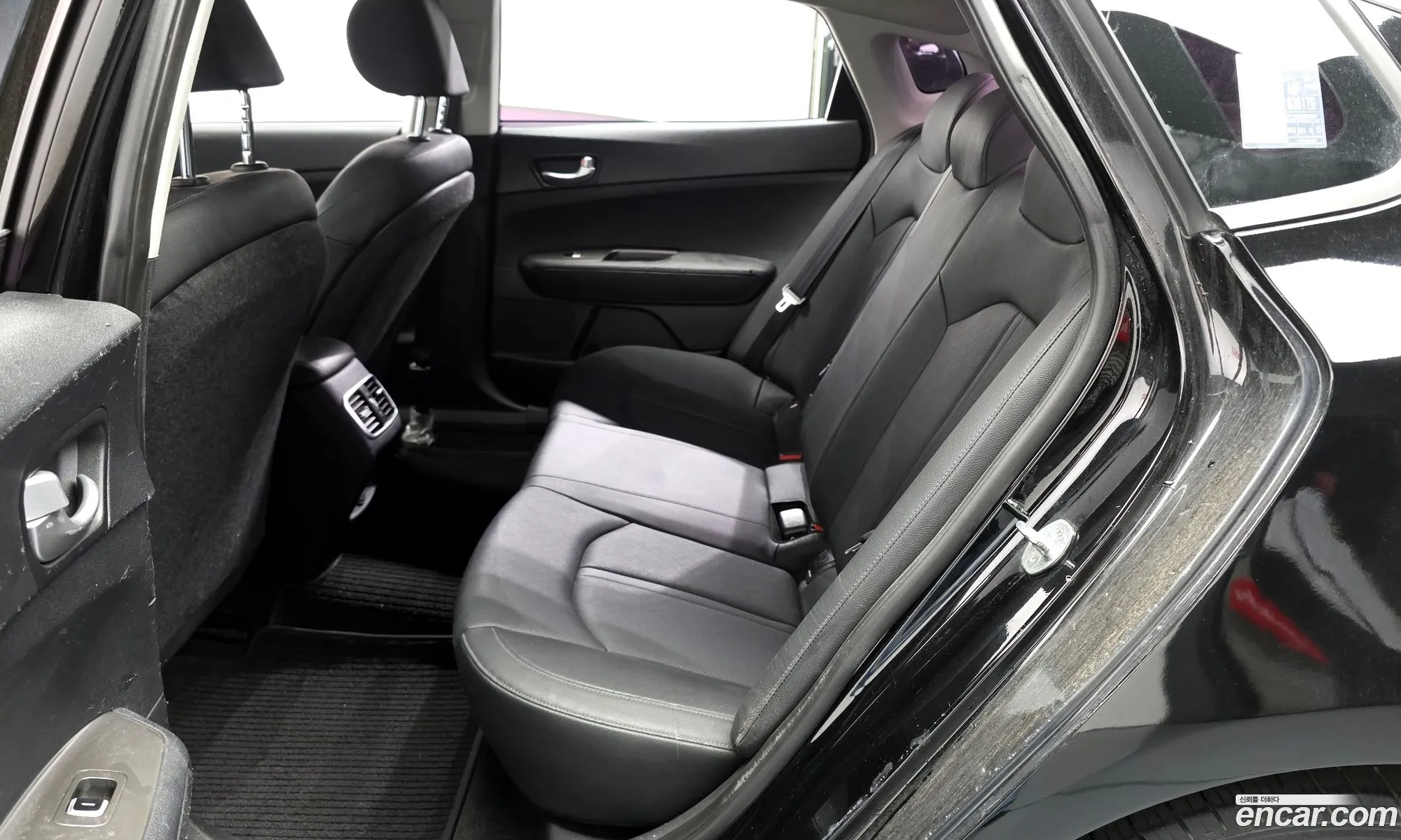 Kia K5 Hybrid 2019 — 13