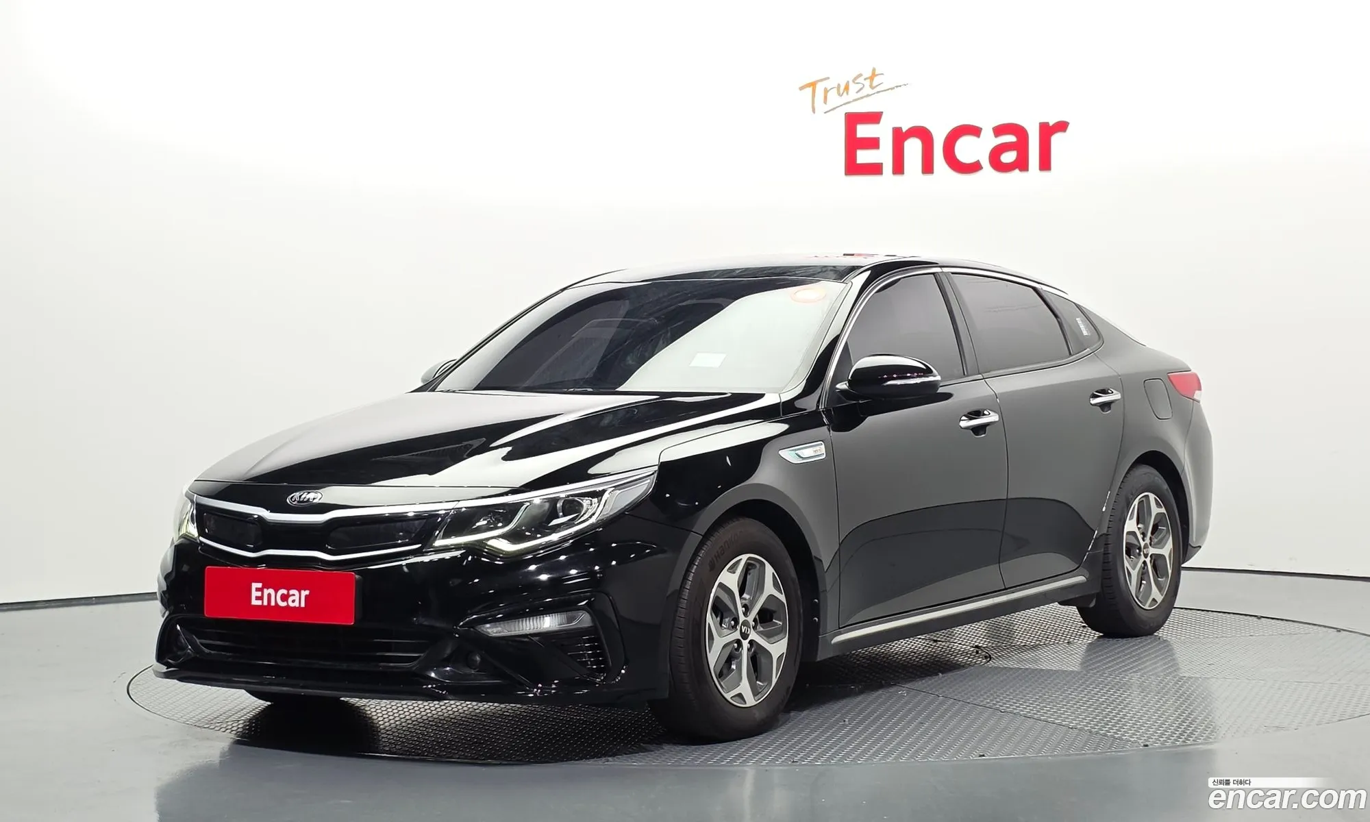 Kia K5 Hybrid 2019 — 28
