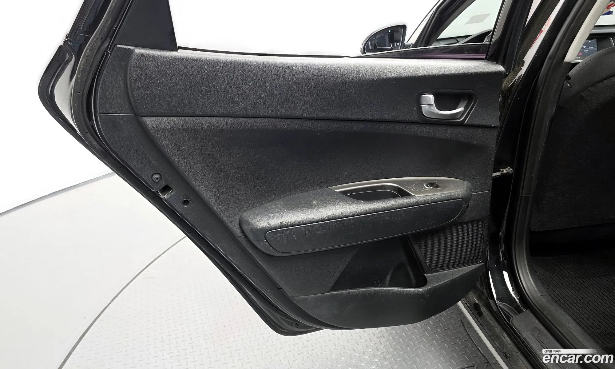 Kia K5 Hybrid 2019 — 18