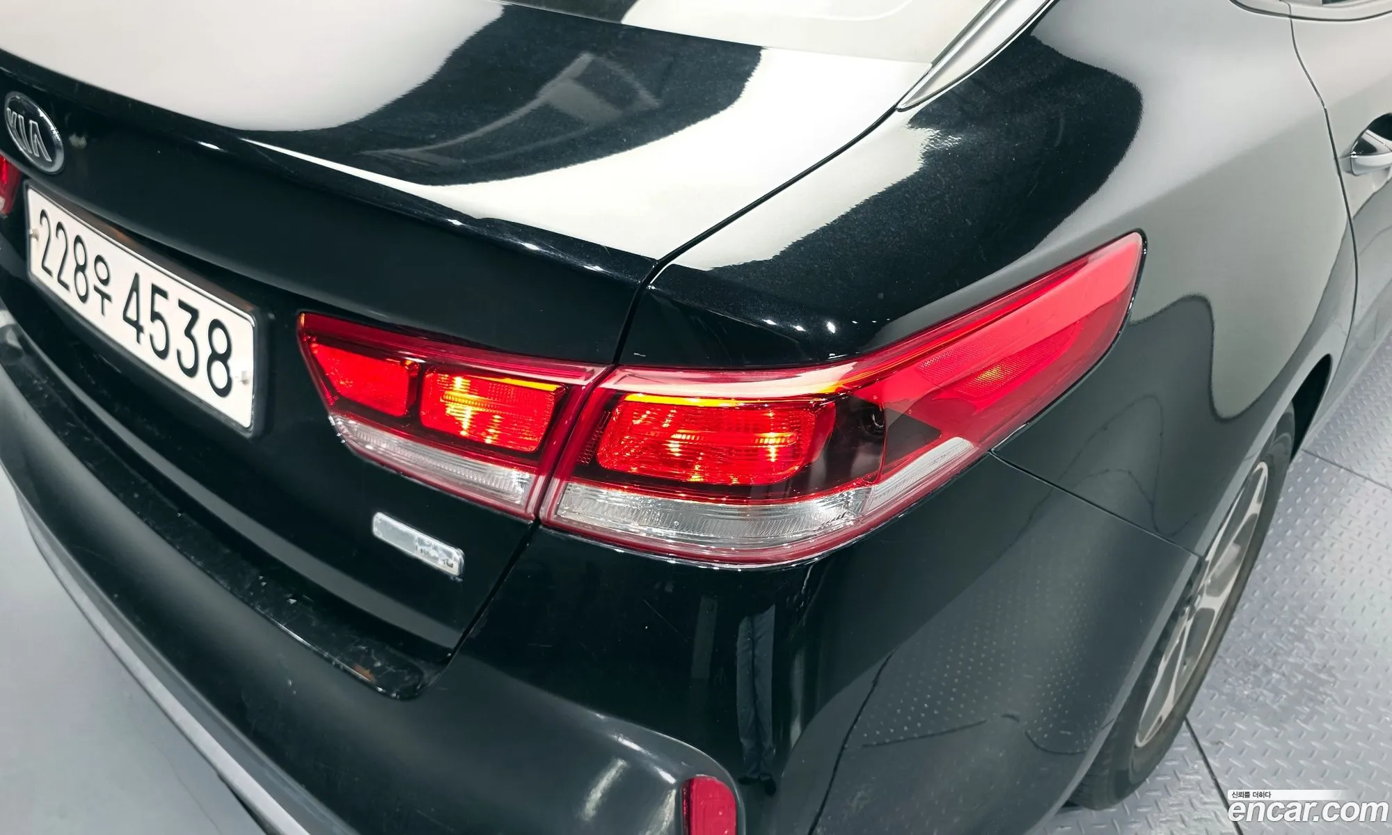 Kia K5 Hybrid 2019 — 30