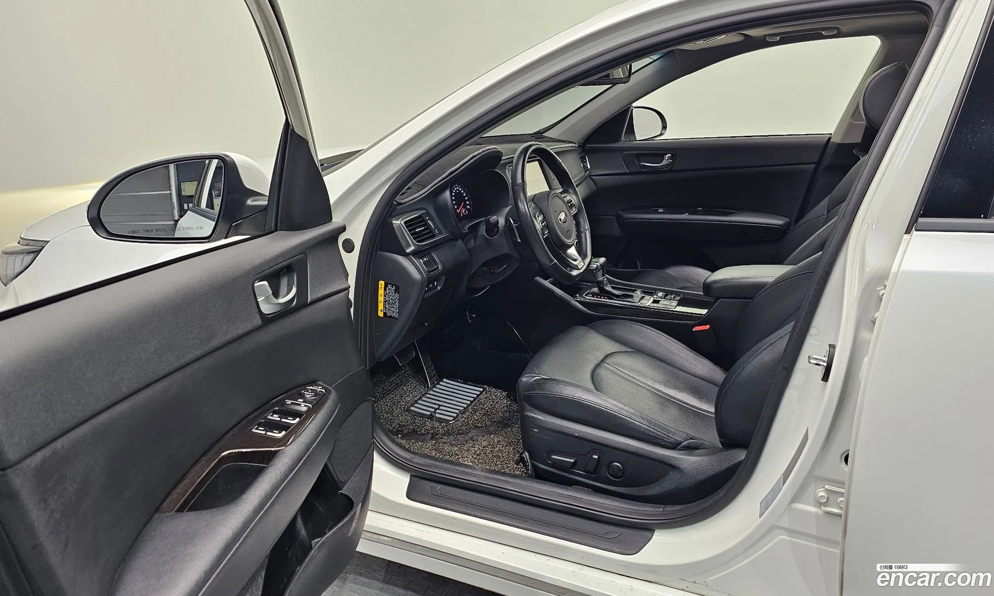 Kia K5 2015 KNAGU411BGA051221 — 25