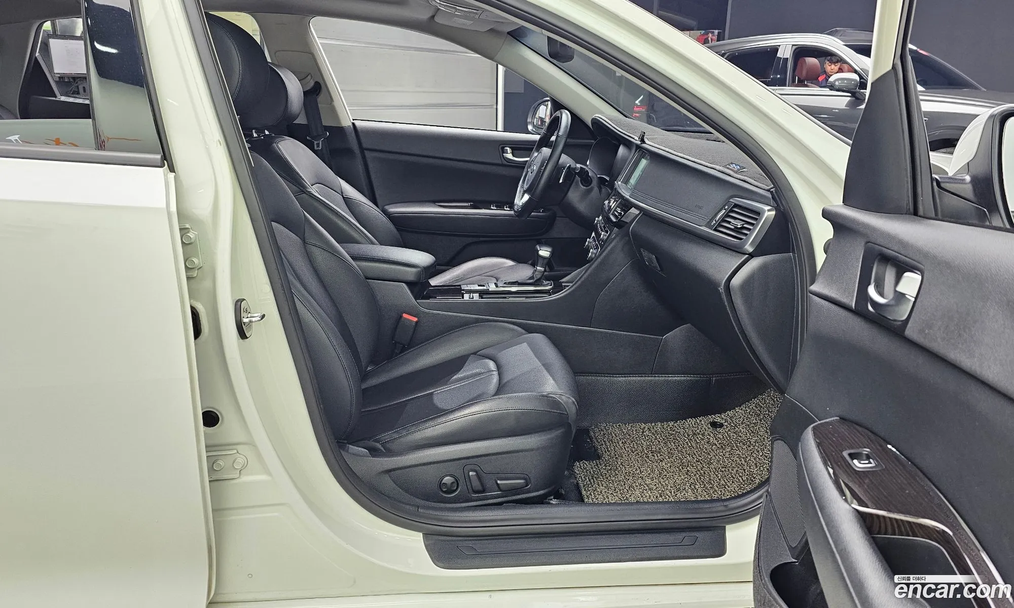 Kia K5 2015 KNAGU411BGA051221 — 2
