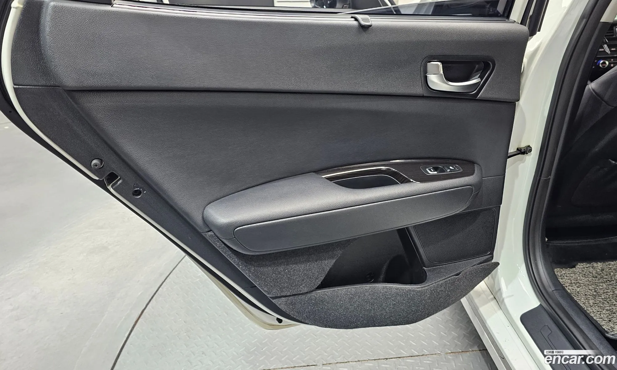 Kia K5 2015 KNAGU411BGA051221 — 5