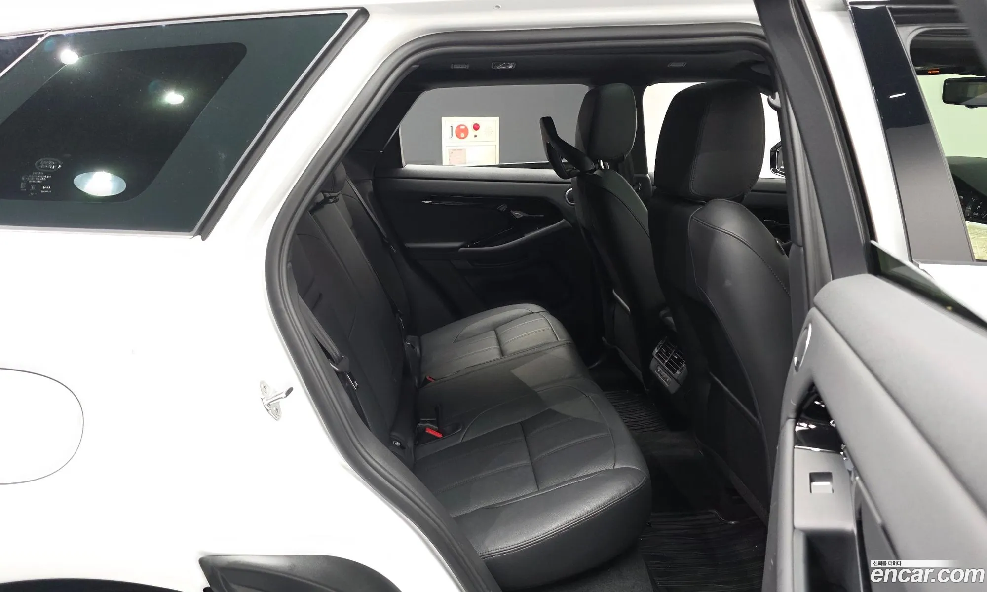 Land Rover Range Rover Evoque 2025 — 15